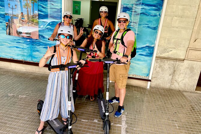 1.5 H Electric Kick-Scooter Tour - Sa Llotja and Gothic Palma