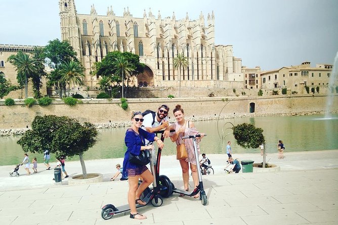 1 Hour Electric Scooter Tour in Palma - The guides make the difference