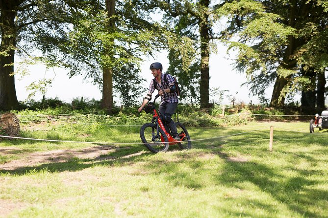 "100% emotion" ride on an all-terrain electric scooter - Starting at E-MOTION in Les Loges