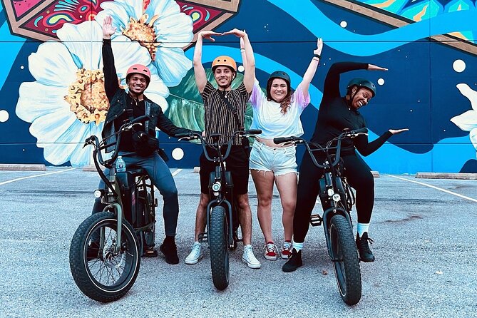 2 Hour Dallas Night Sightseeing E-Scooter Tour - Who should book this Dallas tour?