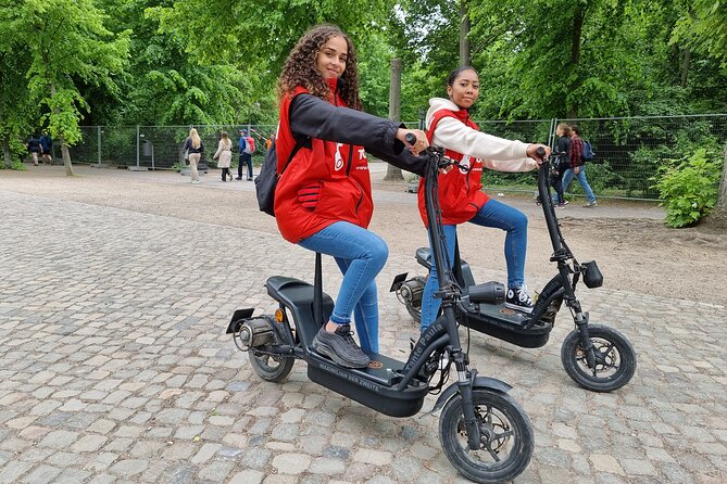 2 hour Sights Guided E-Scooter Tour in Munich - Ludwigstrasse, Odeonsplatz, and the royal center