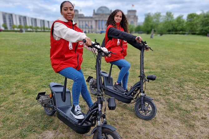 3-H E-scooter Sightseeing Tours in Berlin - Checkpoint Charlie and the Cold War story