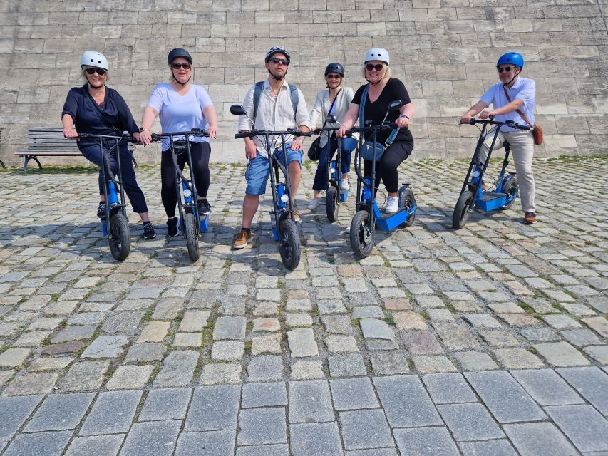3-H Munich: Top Sights E-Scooter Tour with Local Guide - Getting comfortable before the ride
