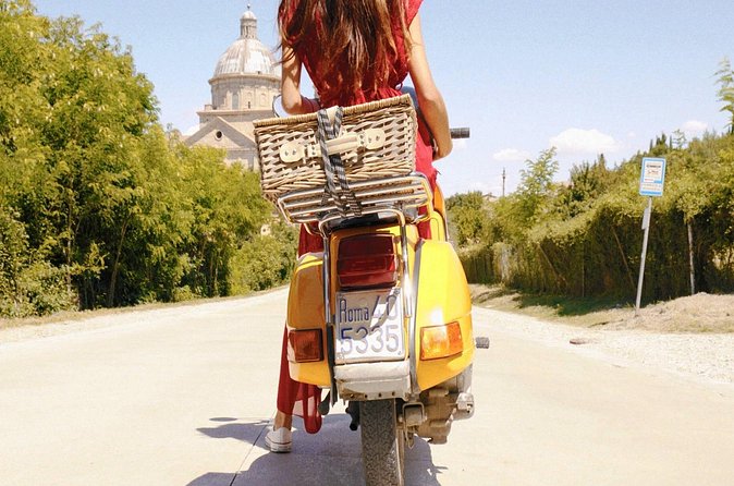3-Hours Vespa Tour in the Tuscan Hills - A Taste of Local Products