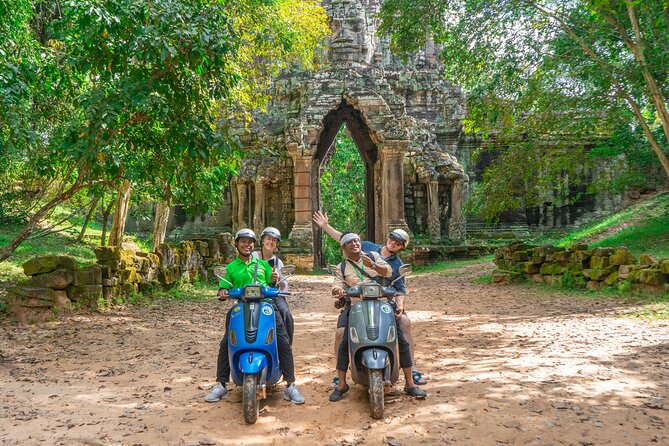Angkor Adventure Vespa Tour / Tuk Tuk or Car - Starting at 8:00 a.m. in Siem Reap