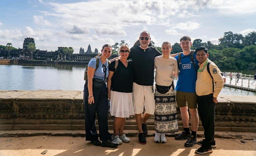 Angkor Wat: Guided Vespa Tour / Tuk Tuk or Car - Who should book this Angkor tour