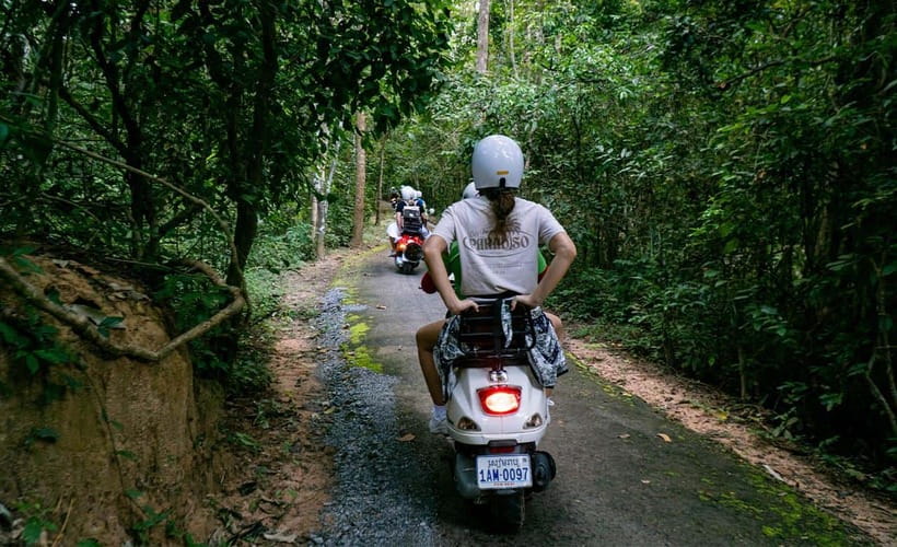 Angkor Wat: Guided Vespa Tour / Tuk Tuk or Car - Price, timing, and what you really pay