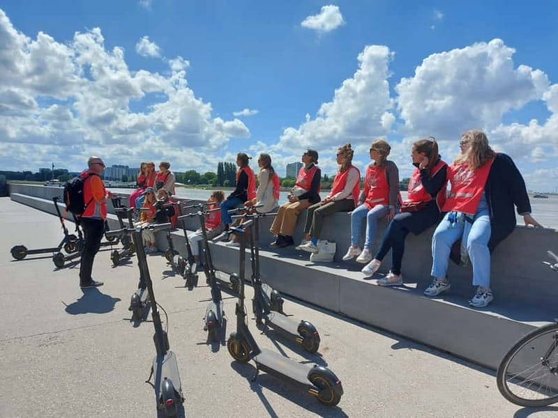 Antwerp: The Big Five City Highlights E-kickscooter Tour - What the guide adds to the ride