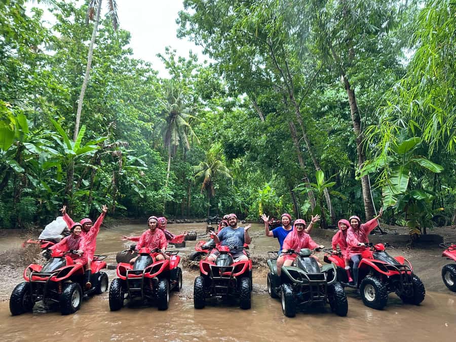 Bali Scooter Tour With Tour Guide - A guide who does more than point the way