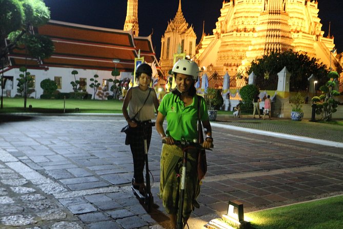 Bangkok at Night by Electric Scooter - The 6 pm start and the small-group setup