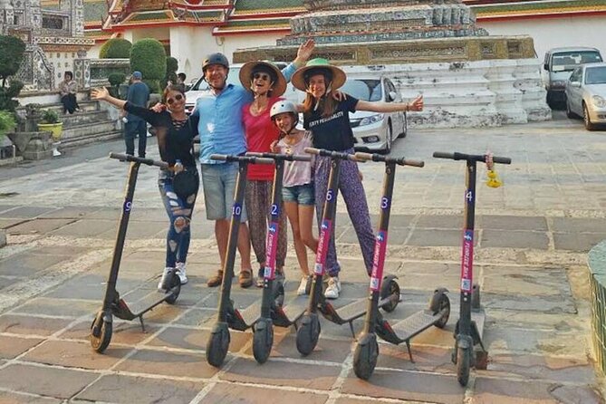 Bangkok Classic E-Scooter &/or Bike Trip - Bridges, Wat Prayurawongsawat, and Santa Cruz Church