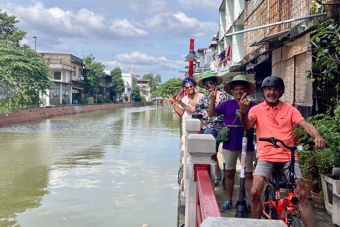 Bangkok Classic E-Scooter &/or Bike Trip - What you get for $38.88