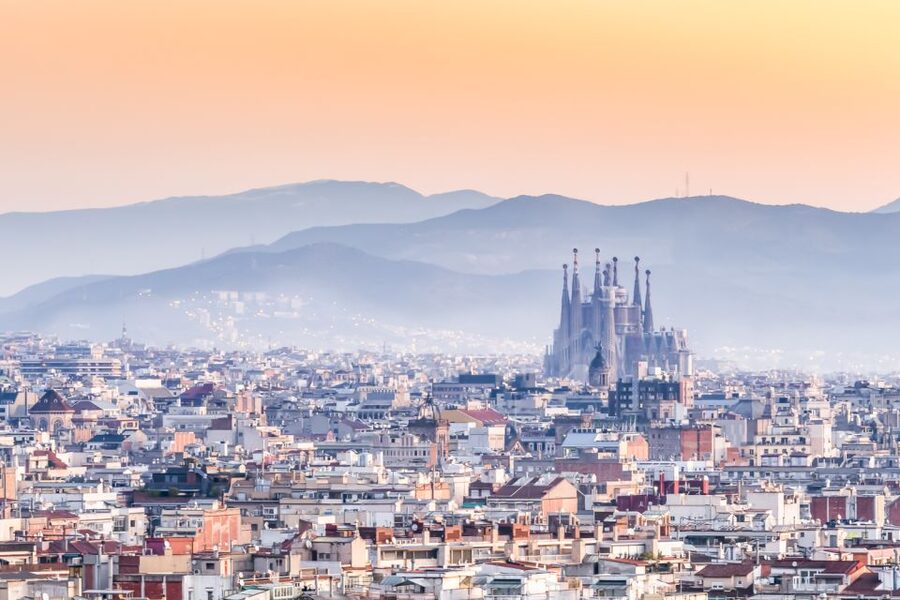 Barcelona: 3-Hour Sagrada Familia eScooter Tour - Smart ways to plan around the tour