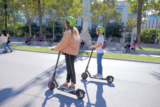 Barcelona Electric Scooter Tour - Arc de Triomf and Ciutadella Park