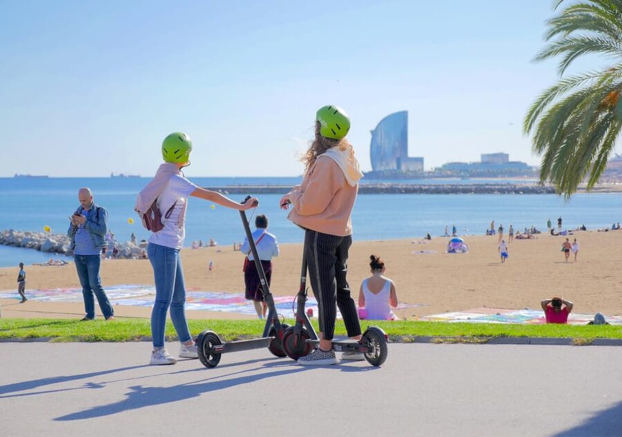 Barcelona: Gaudi Highlights Guided Tour by Electric Scooter - Gaudí, Eixample, and the city’s famous façades