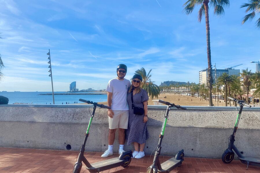 Barcelona: Private E-bike Tour or E-Scooter - Starting in the Gothic Quarter