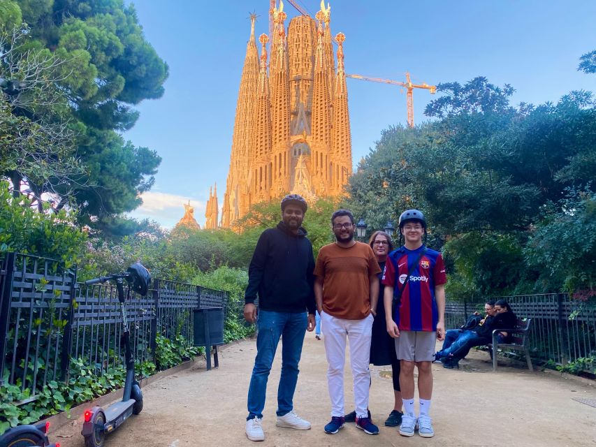 Barcelona: Sagrada Familia Private E-Scooter Tour - Why this two-hour ride works well in Barcelona