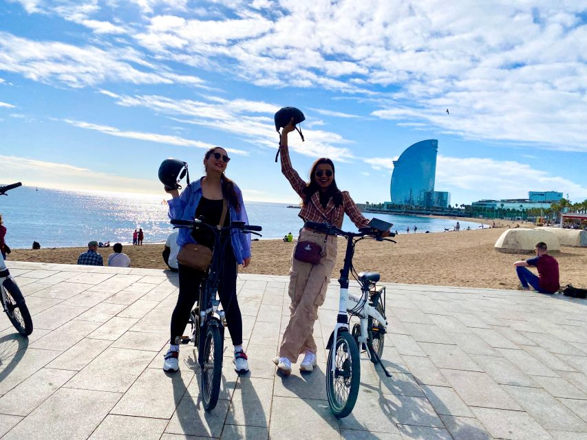 Barcelona: Sagrada Familia Private E-Scooter Tour - Casa Batlló and Casa Milà on Passeig de Gràcia