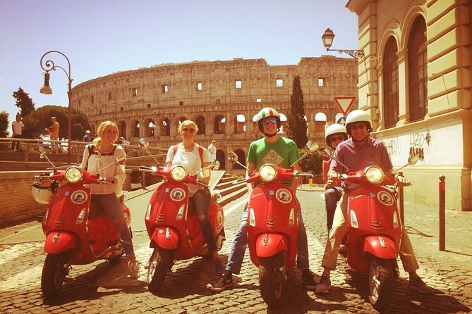 Beautiful Roma Tour on Vespa with Driver - Janiculum Hill and the Acqua Paola Fountain