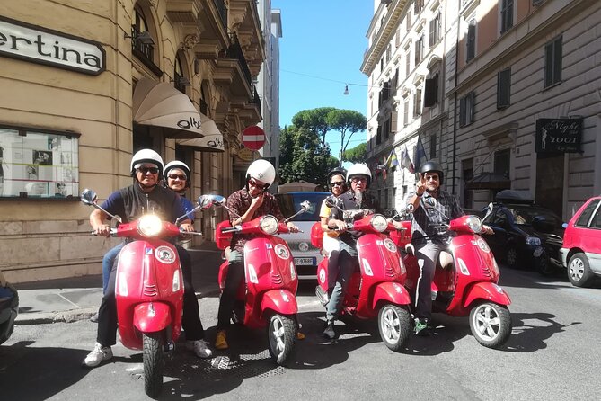 Beautiful Roma Tour on Vespa with Driver - Through Trastevere’s Narrow Streets