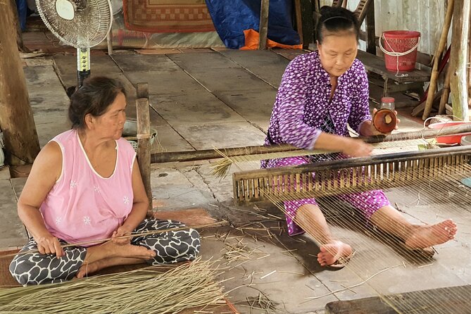Ben Tre: Scooter, Culture, Sailboat and Mekong Food (Half Day) - Ben Tre market, fruit, and backstreet life