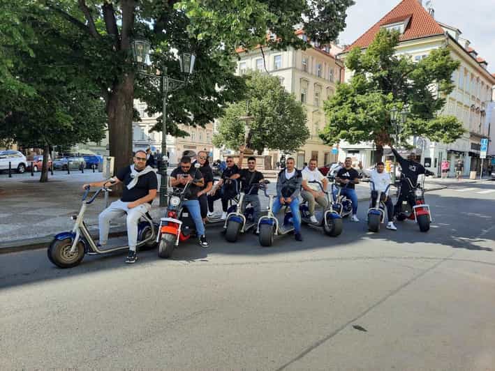Berlin: 2-Hour City Guided Tour on a Fat Scooter - Getting comfortable before the ride