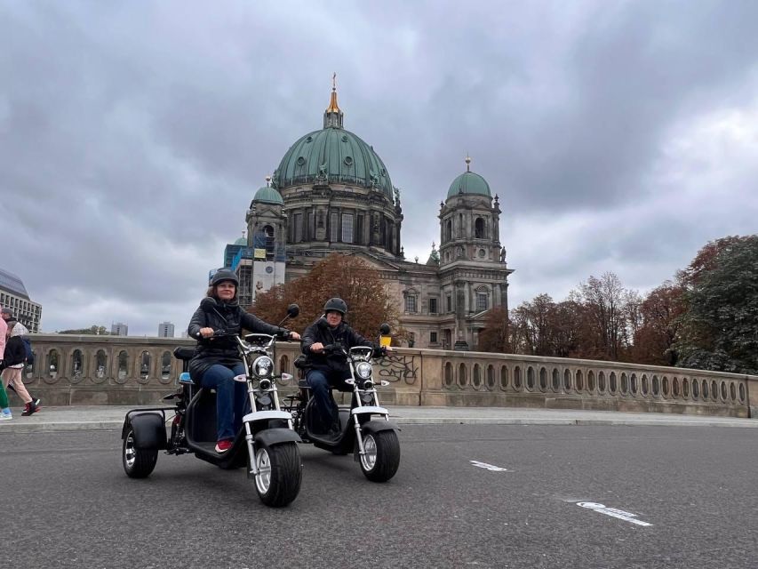 Berlin City: 2 Hour Guided Fat Tire E-Scooter Tour - Brandenburg Gate and the government quarter