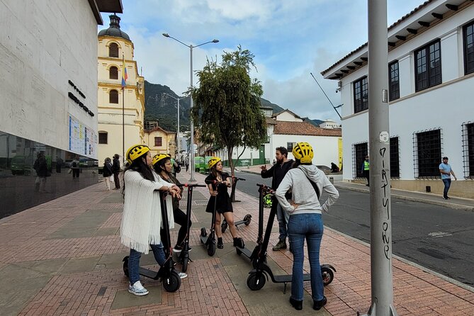 Bogota scooter tour - Santander and the city’s greener side