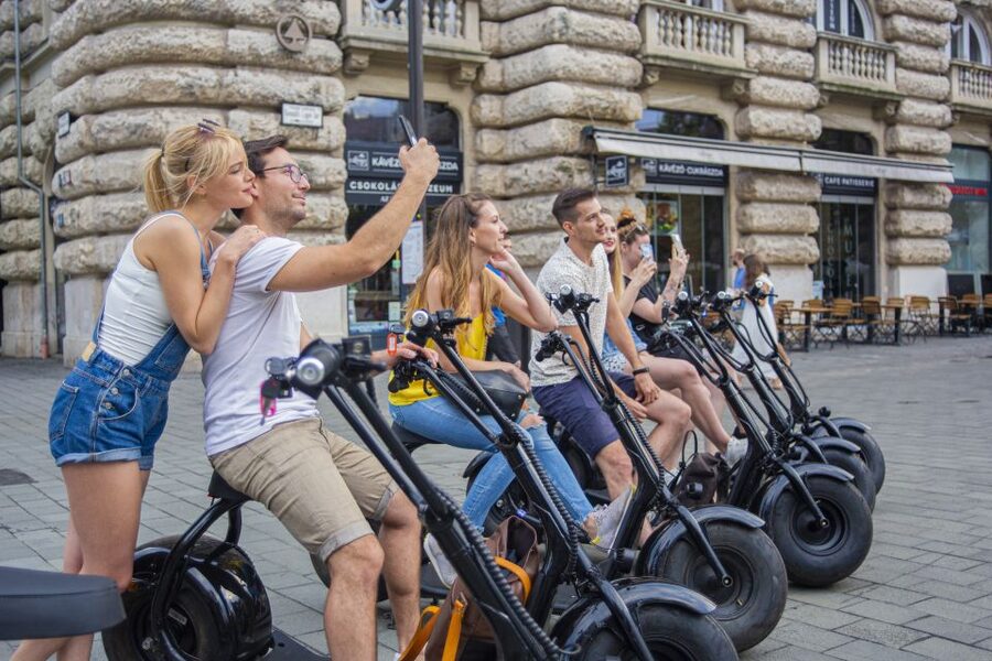 Budapest: Guided City Sights Tour by E-Scooter - St. Stephen’s Basilica and central Pest