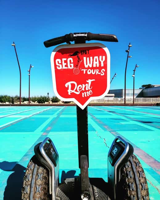 Cadiz: 1.45H Guided Segway/eScooters/EBikes for Big Groups - The guide makes the difference