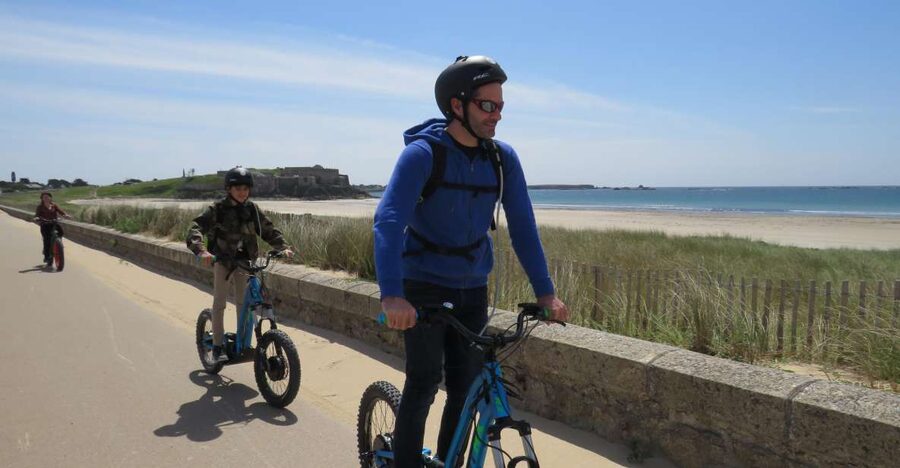 Carnac: Unusual rides on all-terrain electric scooters - Scooter stability and the medium difficulty rating