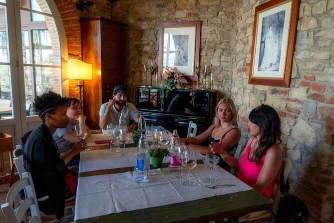 Chianti Vespa Tour with Lunch from Florence & E-car Option - Price, group size, and what you receive