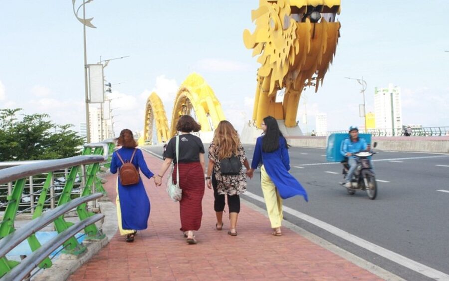 Da Nang: Private City Tour by Scooter with Ao dai Lady Rider - Key points at a glance
