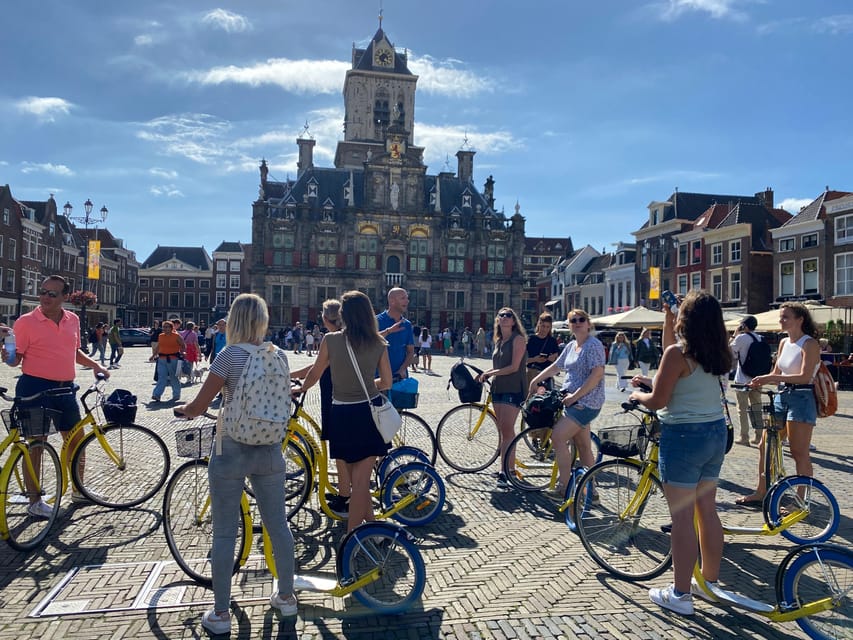 Delft - Step/scootertour in and around the city - The leaning Old Church