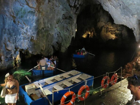 Discover the Magic of the Amalfi and Sorrento Coast by Vespa - Key Points
