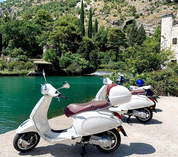 Dubrovnik: Vespa rental - Picking the right Vespa and license