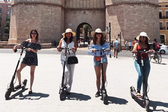 E-Scooter Grand Valencia Private Tour - Reaching Malvarrosa Beach after the city center
