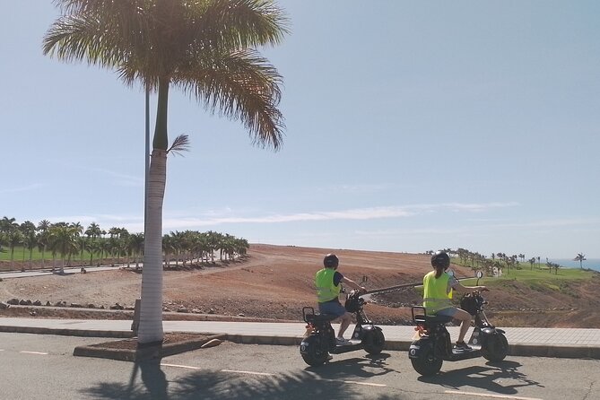 e-Scooter or e-Bike Maspalomas Tour+Visit Western Town Sioux City - E-scooter or e-bike: which choice fits you?