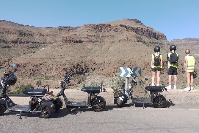 e-Scooter or e-Bike Maspalomas Tour+Visit Western Town Sioux City - Is $111.20 good value?