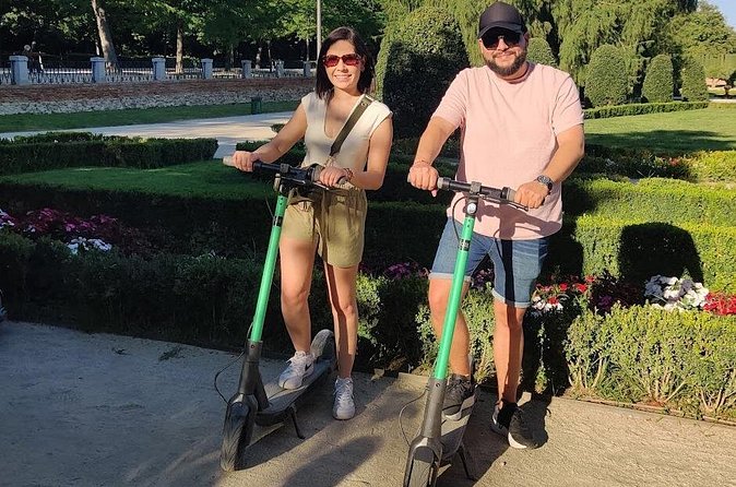 E-Scooter Rental in Madrid - Madrid Río and the route toward Casa de Campo