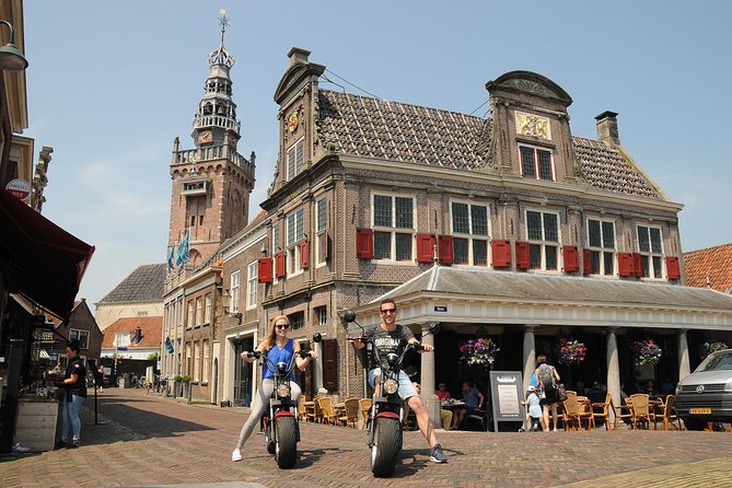 E-scooter rental Volendam - Countryside of Amsterdam - The longer ride to Marken
