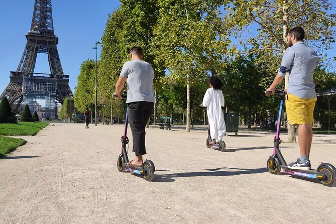 Electric scooter rental in Paris Full Day - Why an electric scooter works well in Paris