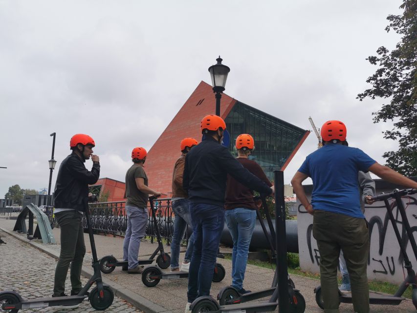 Electric Scooter Tour: Full Tour (Old Town + Ostrów Tumski) - Crossing Wroclaw’s Old Town