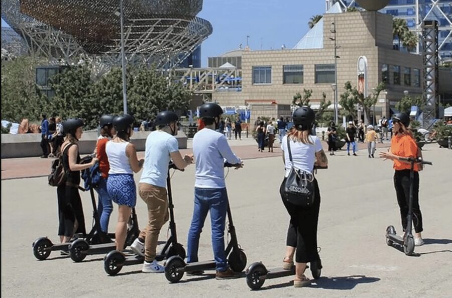 Electric Scooter Tour: Full Tour (Old Town + Shipyard) 3hour - Rolling through the Old Town’s grand streets