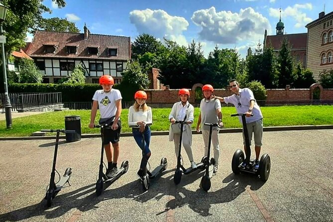 Electric Scooter Tour: Old Town Tour - 1,5-Hour of Magic! - Moving between Warsaw’s major sights