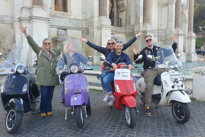 English: Vespa Tour Rome- Experience like a Roman - A Vespa route built around Rome’s big views
