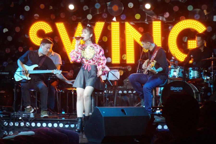 Enjoy Hanoi Like a Local - Vespa & Street Food Tour by Night - Live acoustic or jazz music to close the night