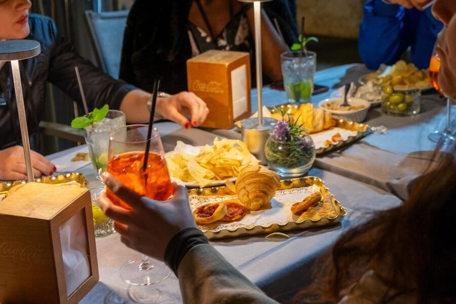 Evening Vespa Sidecar Tour with Gourmet Pizza Tasting - From Quirinale to Trevi Fountain