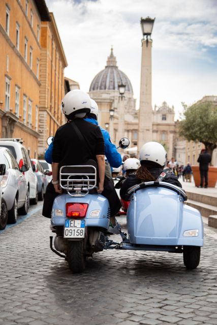 Evening Vespa Sidecar Tour with Gourmet Pizza Tasting - Pizza at VICO inside Palazzo Rondanini