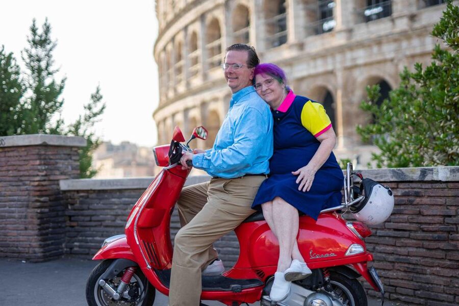 Explore city on Vespa with Professional Photographer - Riding across Rome between the stops